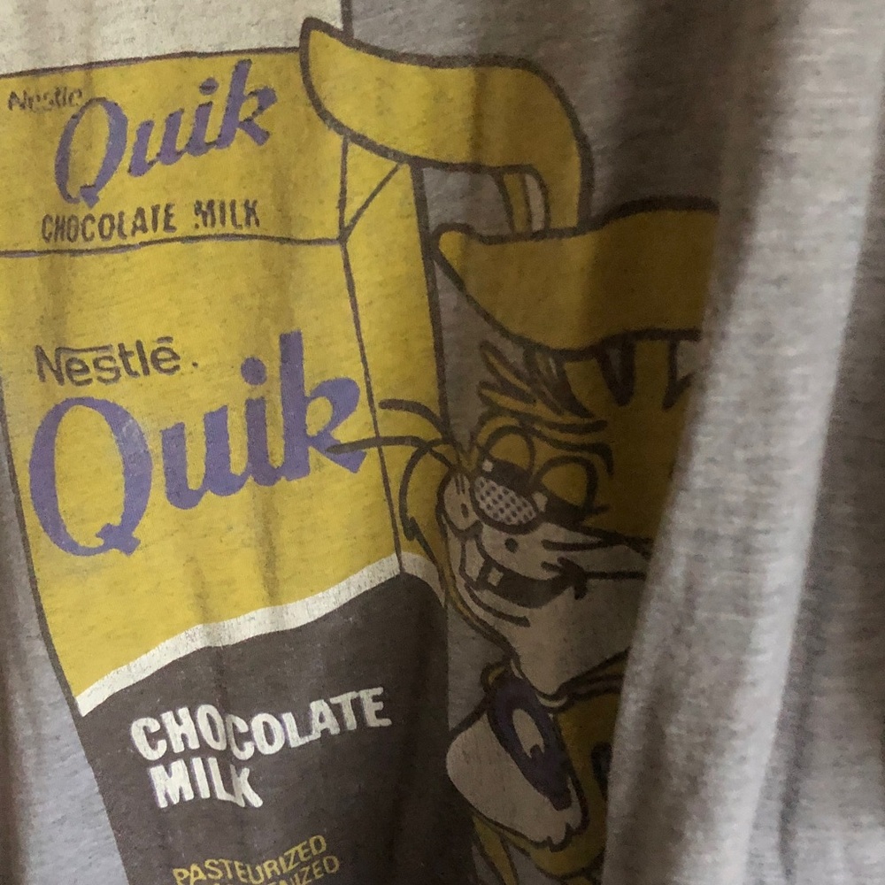Nestlé Quik Chocolate Milk Vintage Graphic Tee - Yellow & Purple